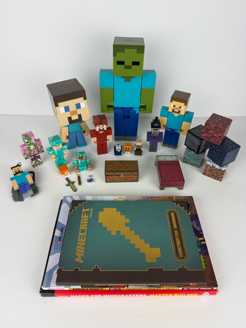 Minecraft Lot of Assorted Gaming Toy Figurines Books Keychain